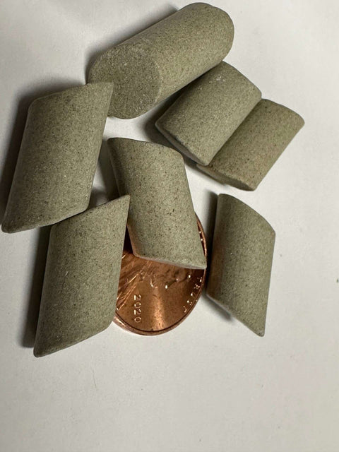 Ceramic Media – Fastest Grind Angle Cut Cylinder (5/16" x 5/8") | C-ACC-30 03 D+