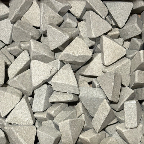 Ceramic Media – Medium Grind Angle Cut Triangle | C-ACT-22 04 C