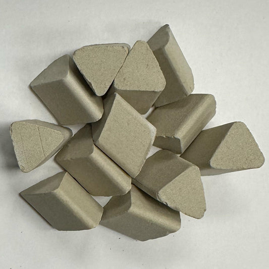 Ceramic Media – Fastest Grind Angle Cut Triangle | C-ACT-22 07 D+