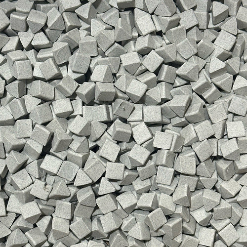 Ceramic Media – Mild Grind Straight Cut Triangle | C-SCT 05 D