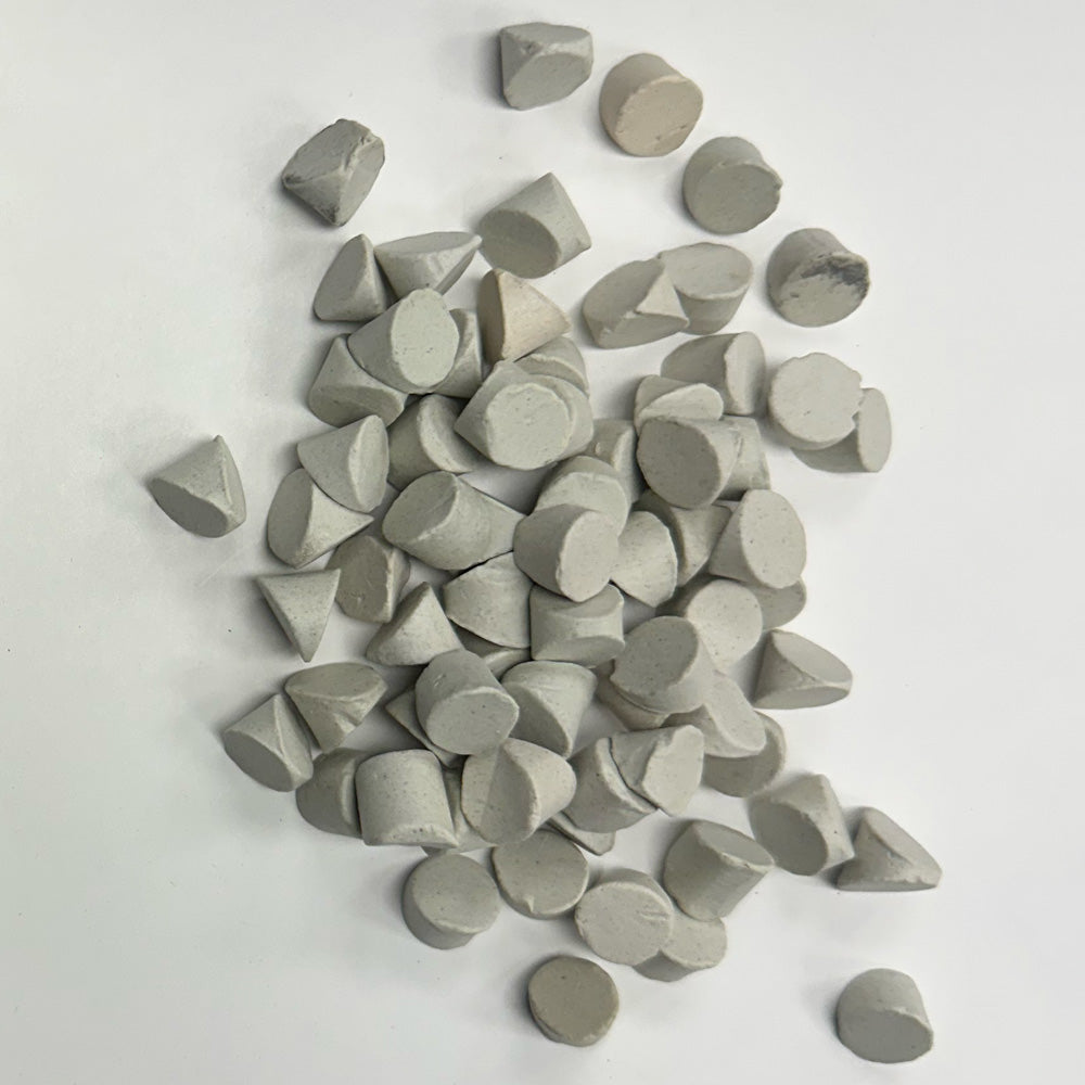 Ceramic Media – Mild Grind Tri-Cylinder (3/8″ x 3/8″) | C-TRIC 02 A+