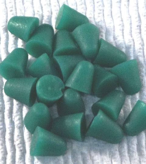 Plastic Media – Mild Grind Cone (3/8" x 3/8") | R-700 CN 01