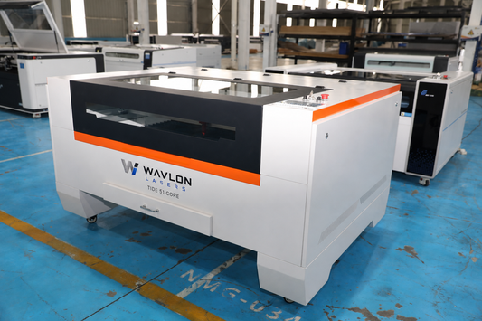 Wavlon Tide 51 Core — 1390-M5S platform, front angle